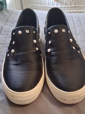 Womens Black Slip-On Sneakers with Pearl & Rhinestone Studs Size 7.5